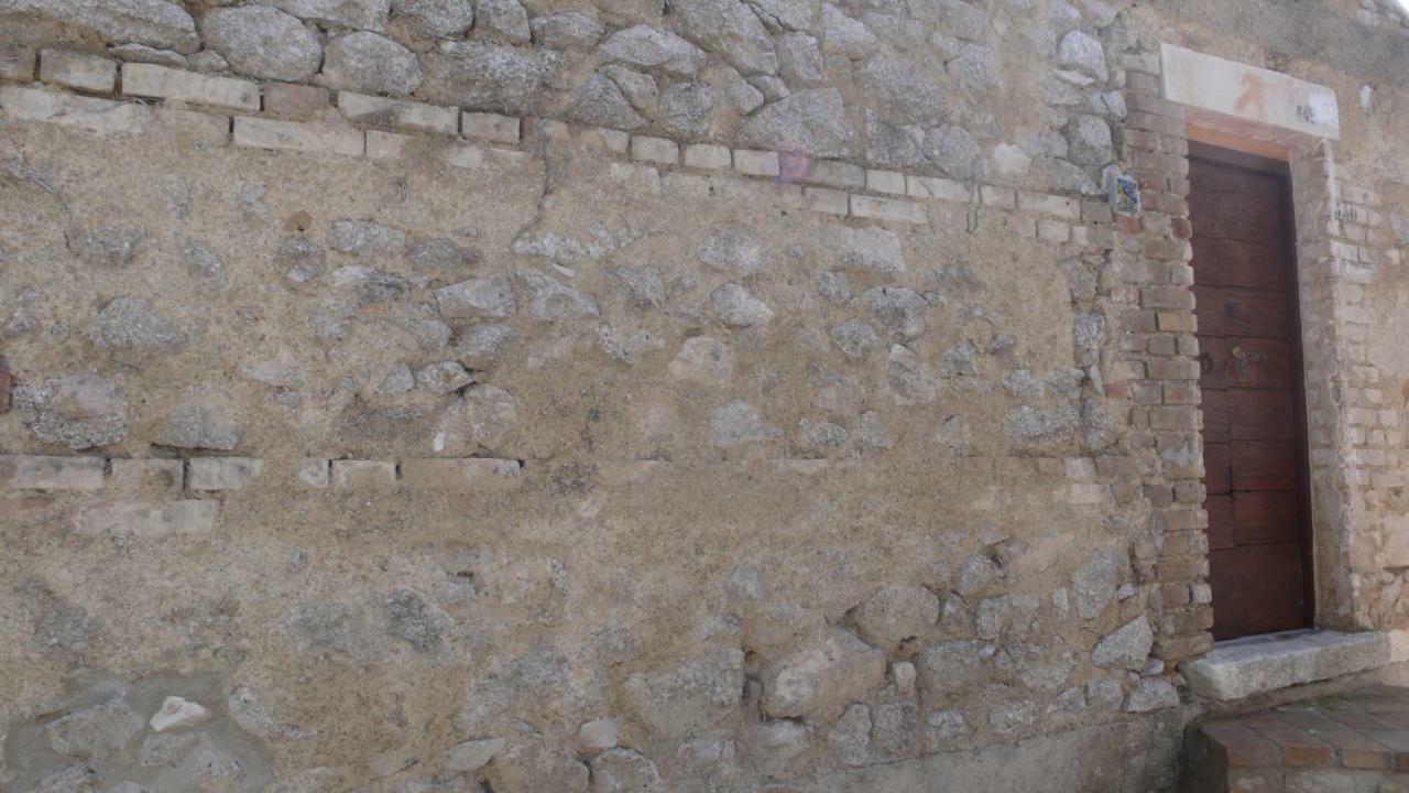 Apartamento Depandance Elvira Basilico San Valentino in Abruzzo Citeriore Exterior foto